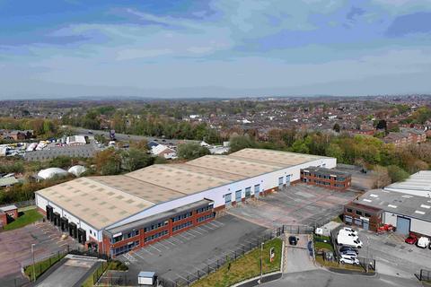 Warehouse to rent, Lynwell Rd Manchester M30 9QG