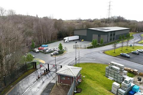 Warehouse to rent, Silburn Way Manchester M24 4NE