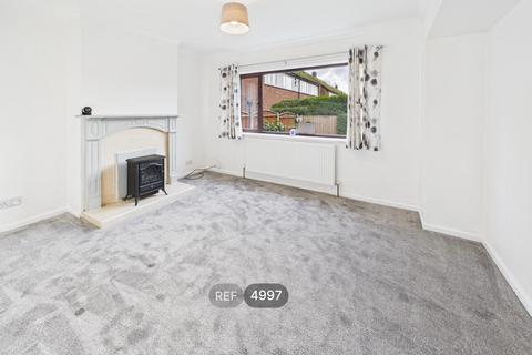 3 bedroom semi-detached house to rent, 38, Carleton Park Road, Pontefract, WF8 3PR