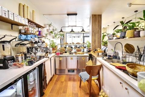 Retail property (high street) for sale, 136 Holloway Rd London N7 8DD