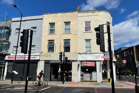 Retail property (high street) for sale, 136 Holloway Rd London N7 8DD
