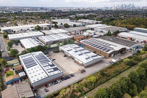 Warehouse to rent, 2-10 Eastbury Rd London E6 6LP