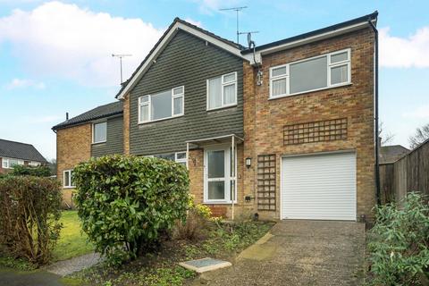 4 bedroom semi-detached house for sale, Hazelbank Close, Hampshire GU30