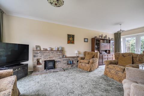 4 bedroom semi-detached house for sale, Hazelbank Close, Hampshire GU30