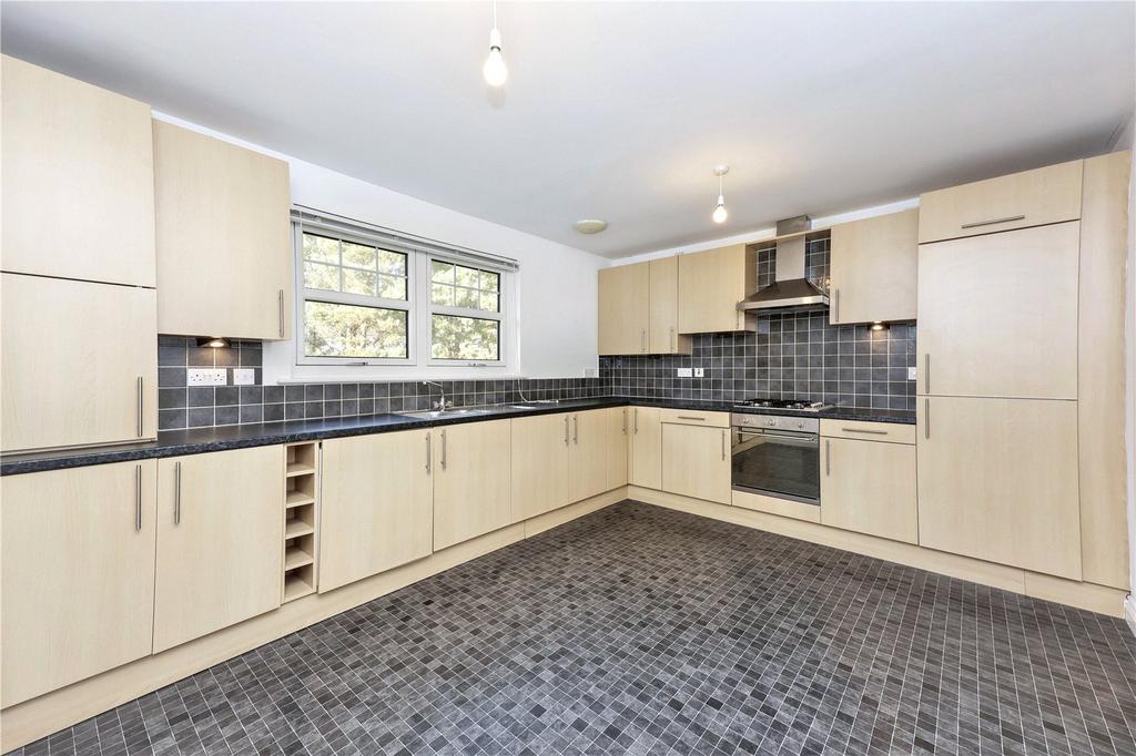 Kitchen/Dining Rm
