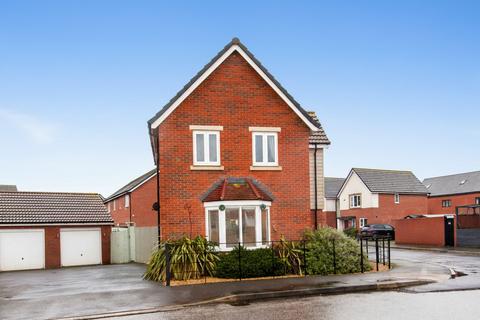 3 bedroom detached house for sale, Shetland Close, Shirebrook, NG20