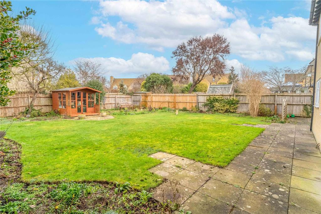 Lawned Garden