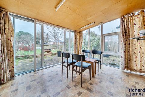 3 bedroom semi-detached house for sale, Willows Avenue, Pinehurst, Swindon, SN2