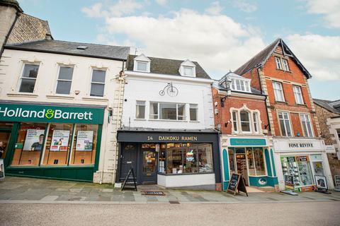 4 bedroom terraced house for sale, Mixed use Commercial unit & 2 x Self contained two bedroom flats, High Street, Stroud