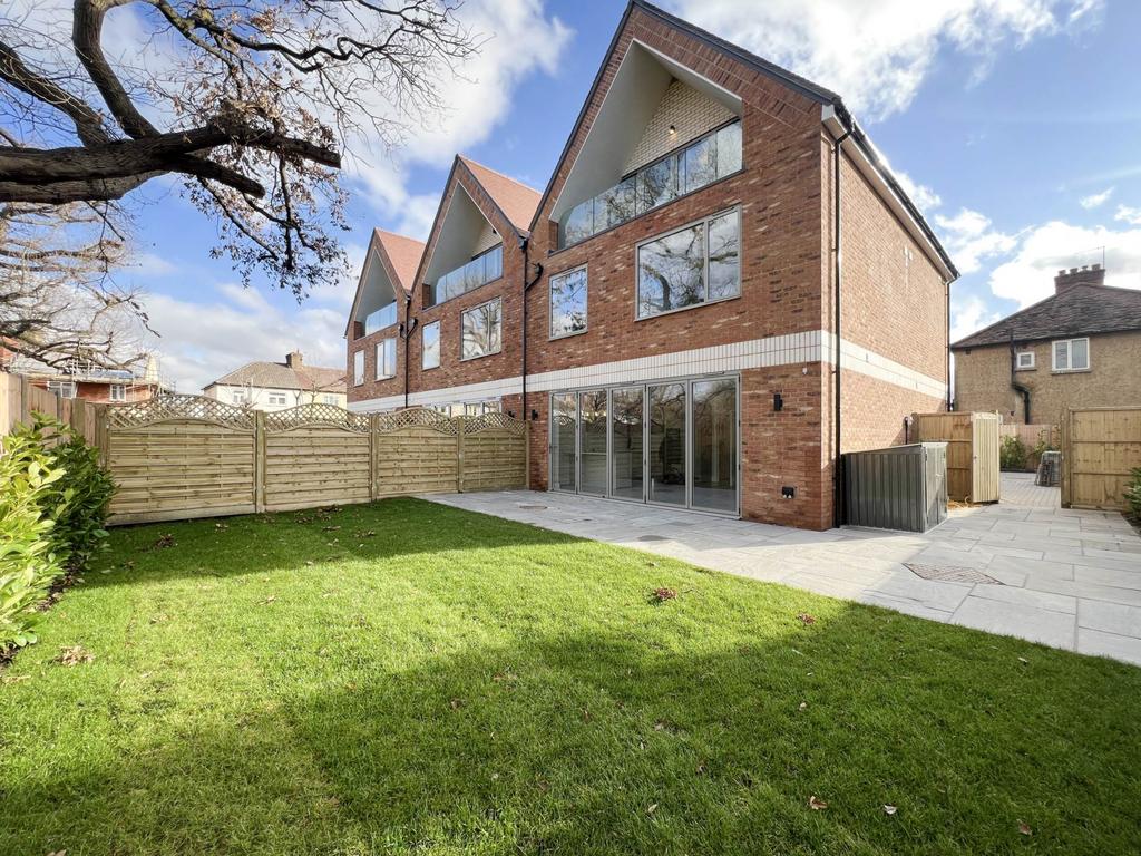 House exterior, garden