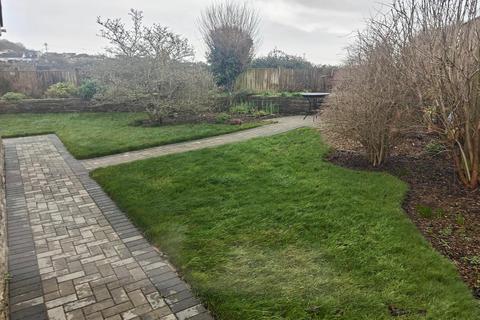 2 bedroom bungalow to rent, Leighton Crescent, Bleadon, Weston-super-Mare, Somerset