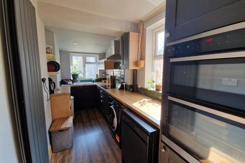 2 bedroom house to rent, Brough Street, Derby,