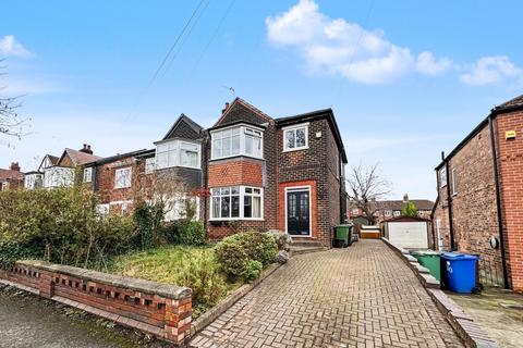Heywood Road, Prestwich, M25