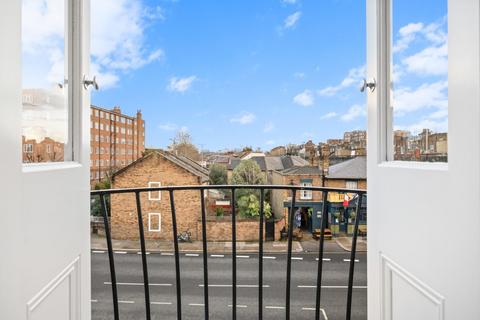 3 bedroom flat to rent, Goldhawk Road, London W6