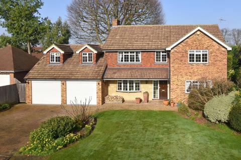 Ridgelands, Fetcham, KT22