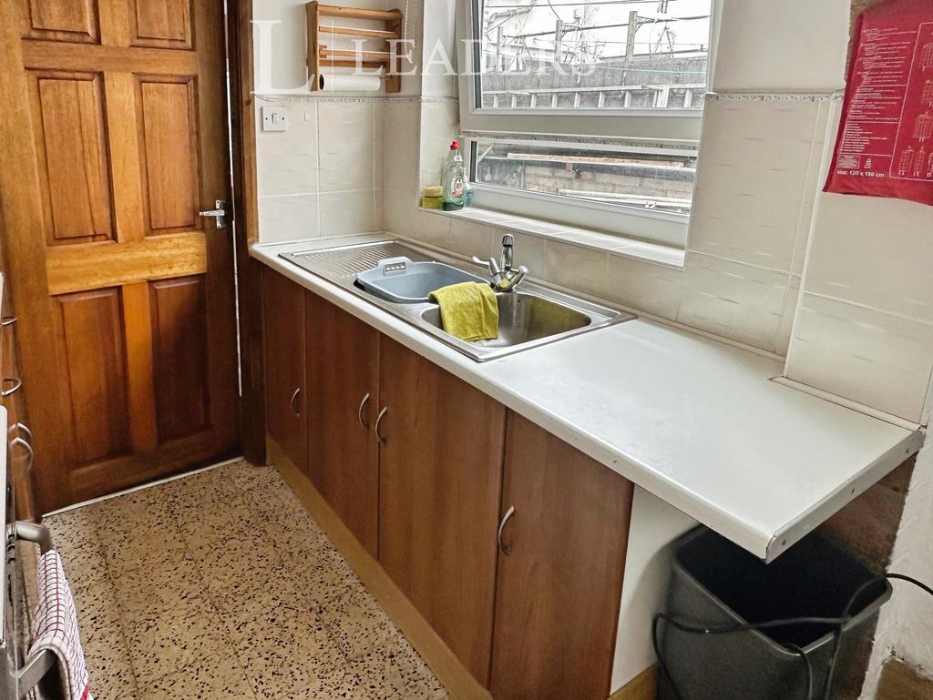 4 063e7532-Image 20-