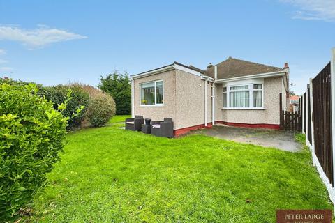 2 bedroom detached bungalow for sale, 2 Dorchester Close, Rhyl, LL18 4TF