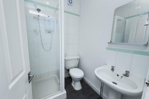 5 bedroom flat to rent, (5 Bed) Millicent Road, West Bridgford NG2