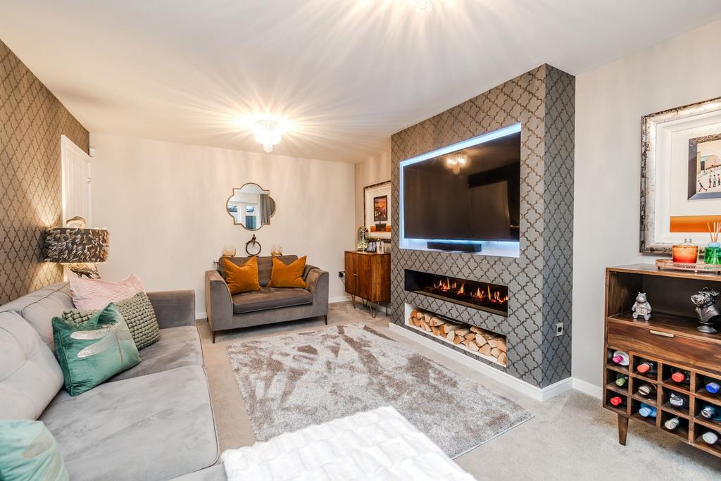9 Montpellier Drive Medburn NE200 EG-50
