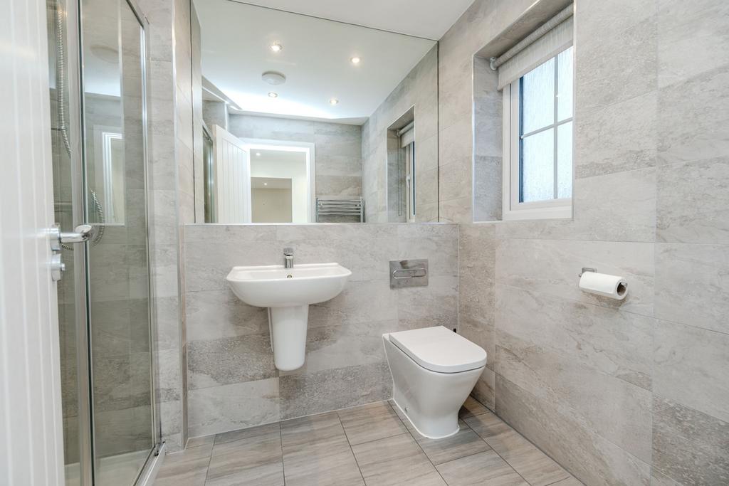 9 Montpellier Drive Medburn NE200 EG-42