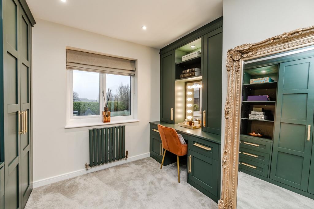 9 Montpellier Drive Medburn NE200 EG-28
