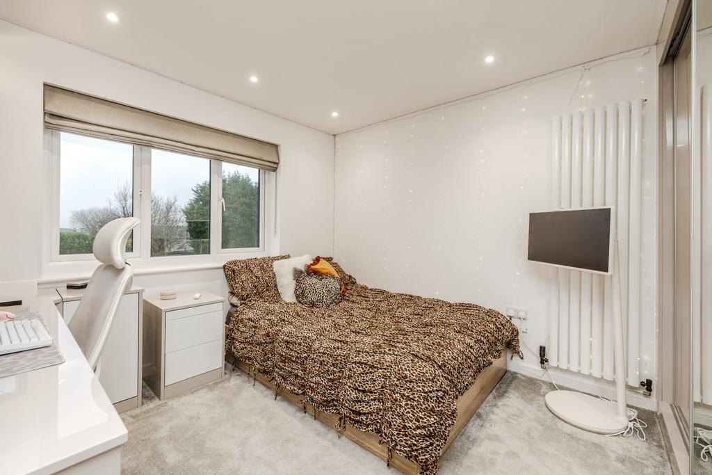 9 Montpellier Drive Medburn NE200 EG-20