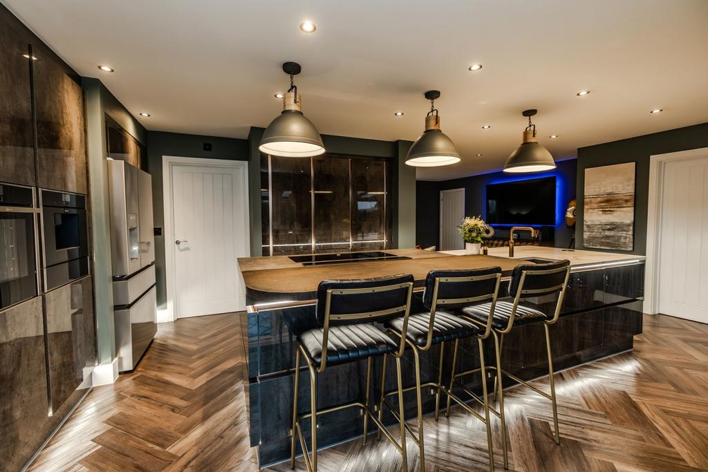 9 Montpellier Drive Medburn NE200 EG-60