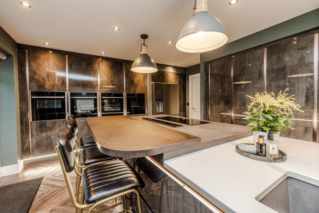 9 Montpellier Drive Medburn NE200 EG-61