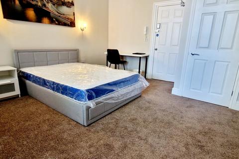 undefined, 2 Berkley Crescent, Kent DA12