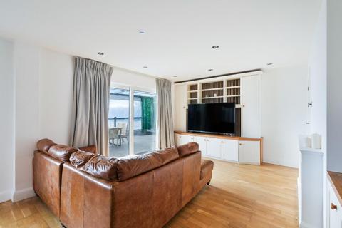 3 bedroom semi-detached house for sale, Epsom Lane North, Tadworth KT20