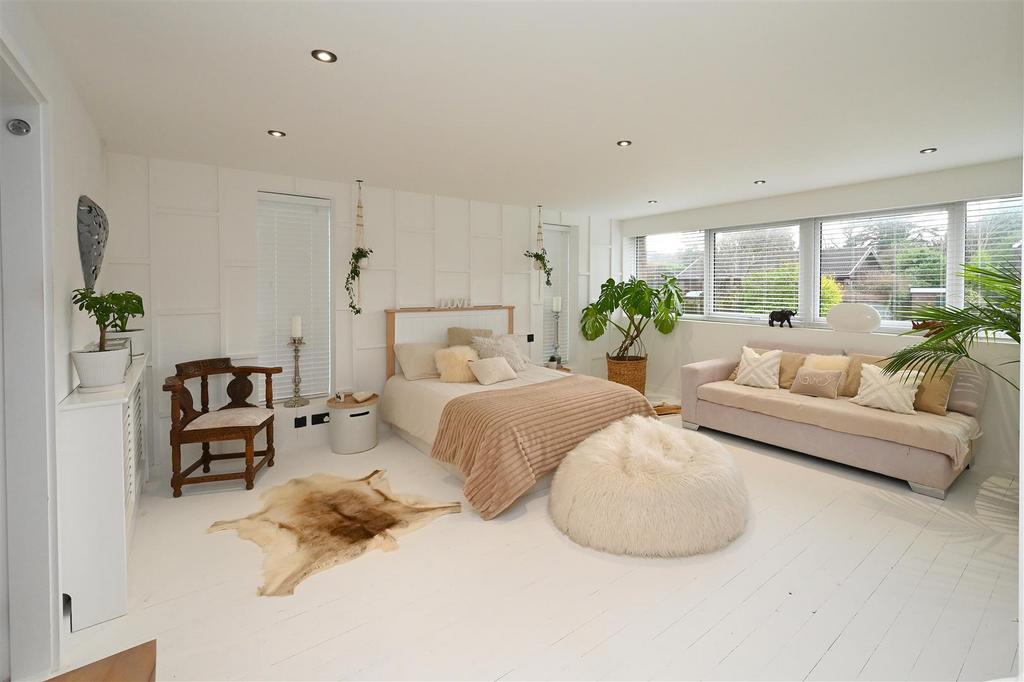 Bedroom1.JPG