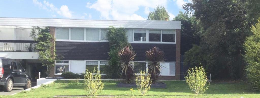 20 Leigham Drive.jpg