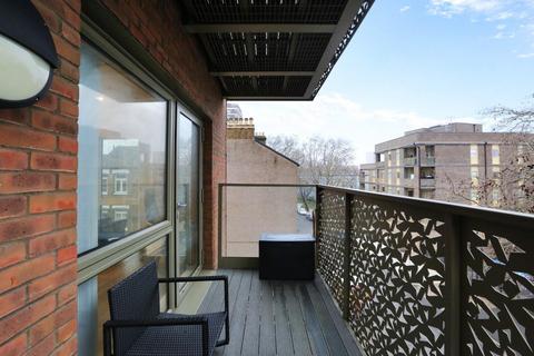 2 bedroom apartment for sale, Broome Way, London, SE5