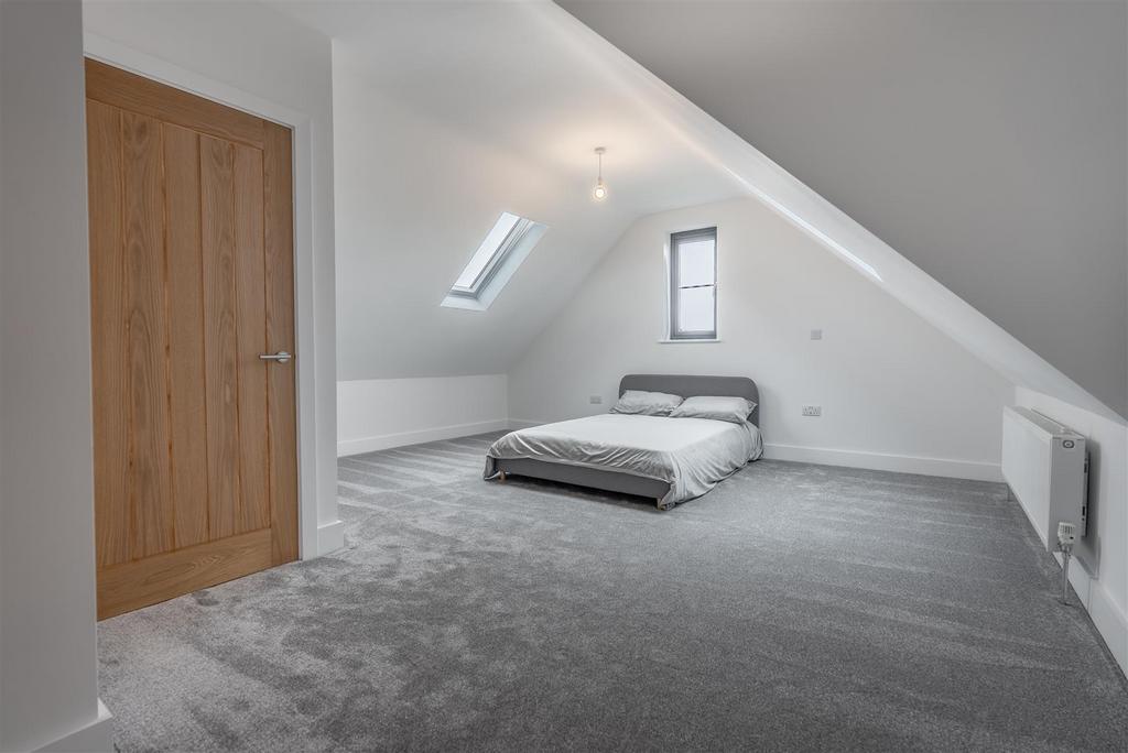 Clarke Close-1.jpg