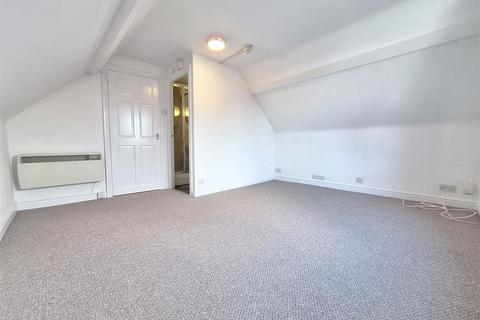 1 bedroom flat to rent, Downshire Square