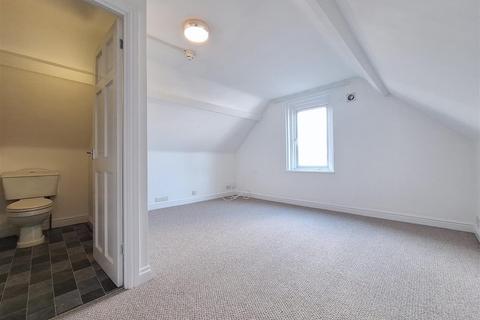 1 bedroom flat to rent, Downshire Square