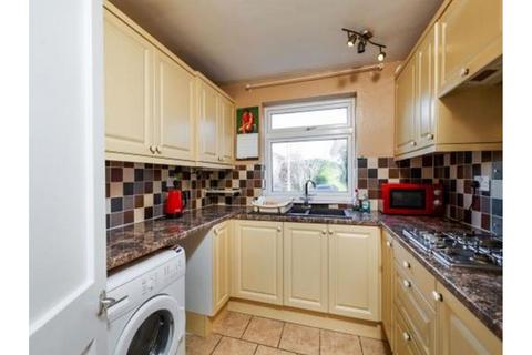 sandrock road, tunbridge wells, TN2