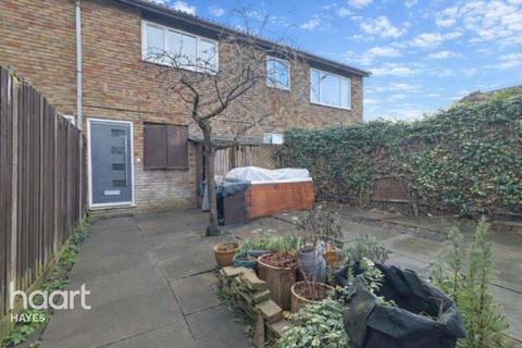 1 bedroom maisonette for sale, East Avenue, Hayes