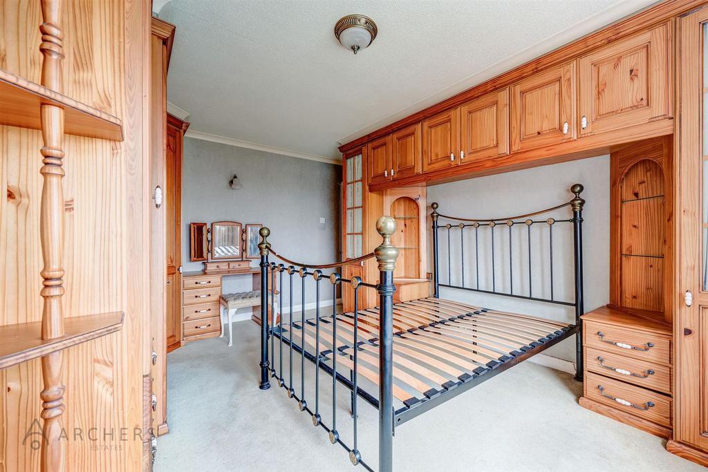 73 Barncliffe Road(Interior)-17.jpg