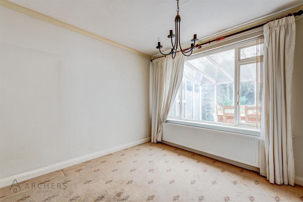 73 Barncliffe Road(Interior)-5.jpg