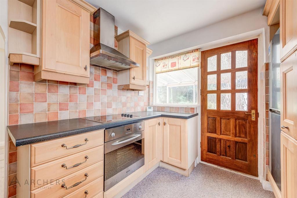 73 Barncliffe Road(Interior)-9.jpg