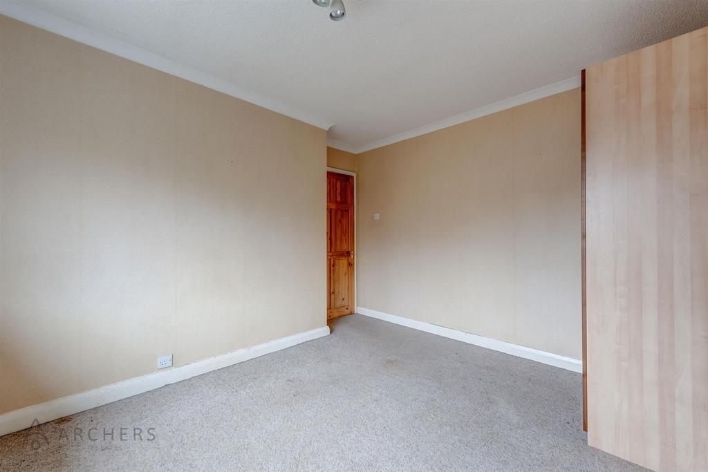 73 Barncliffe Road(Interior)-25.jpg