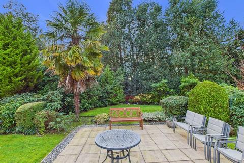 undefined, Dingleway, Appleton, WA4