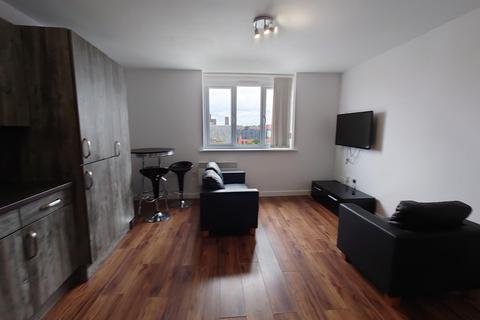 3 bedroom flat to rent, Bishop Street, Leicester
