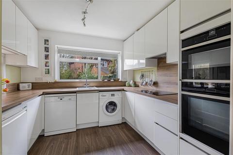 undefined, Oakmead, Meopham