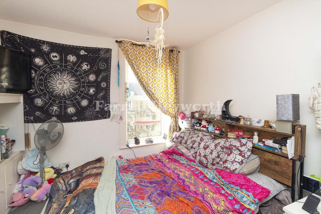 Flat 3 Bedroom 1 vie