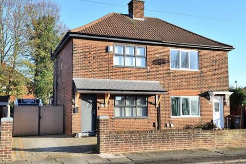 undefined, Warwick Road, Cadishead, M44