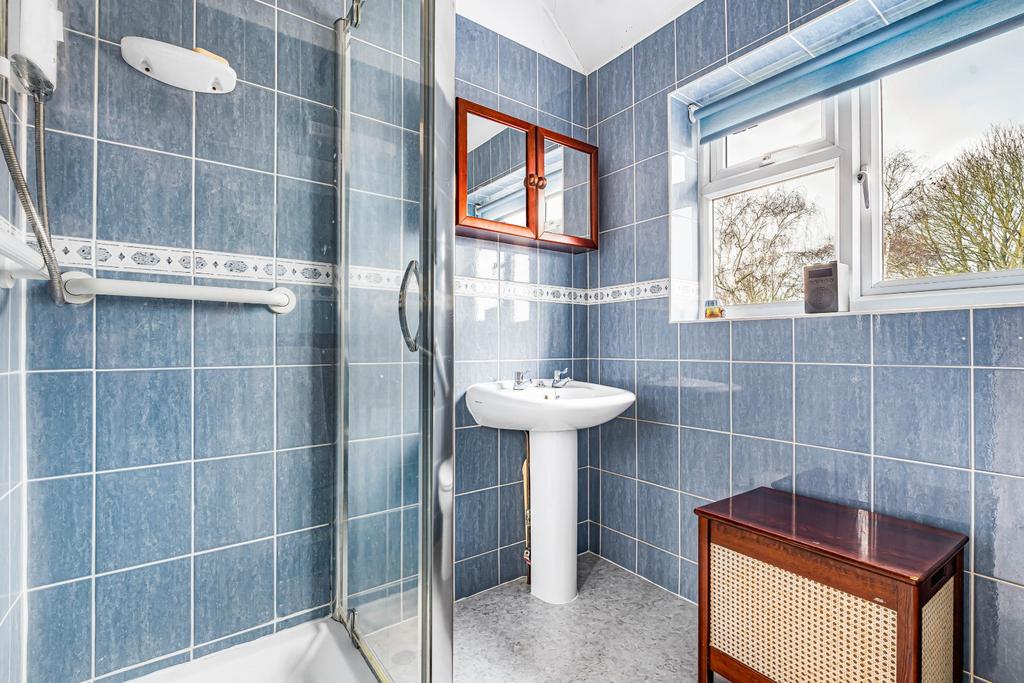Family Shower Room