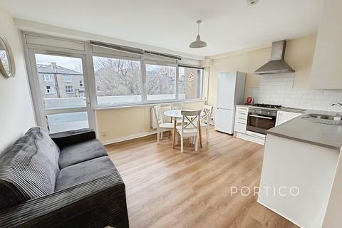 undefined, Portland Grove, London, SW8