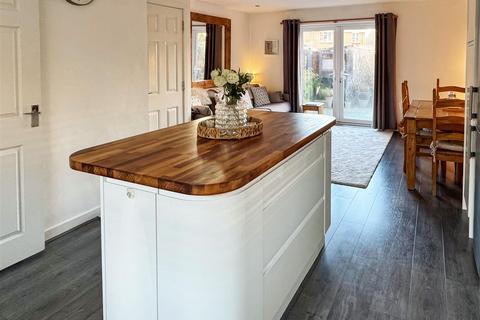 4 bedroom townhouse for sale, Cheal Way, Littlehampton BN17